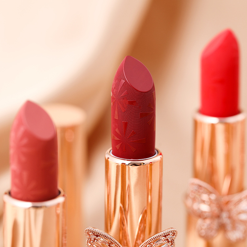 The Kralis™ Butterfly Lip Bloom